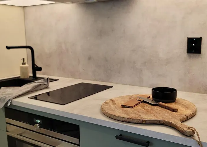 Morgensolen - Free Parking & Mountain Trails *